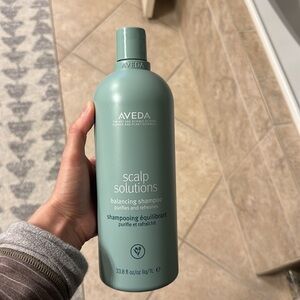 Scalp solutions shampoo; large size 1L